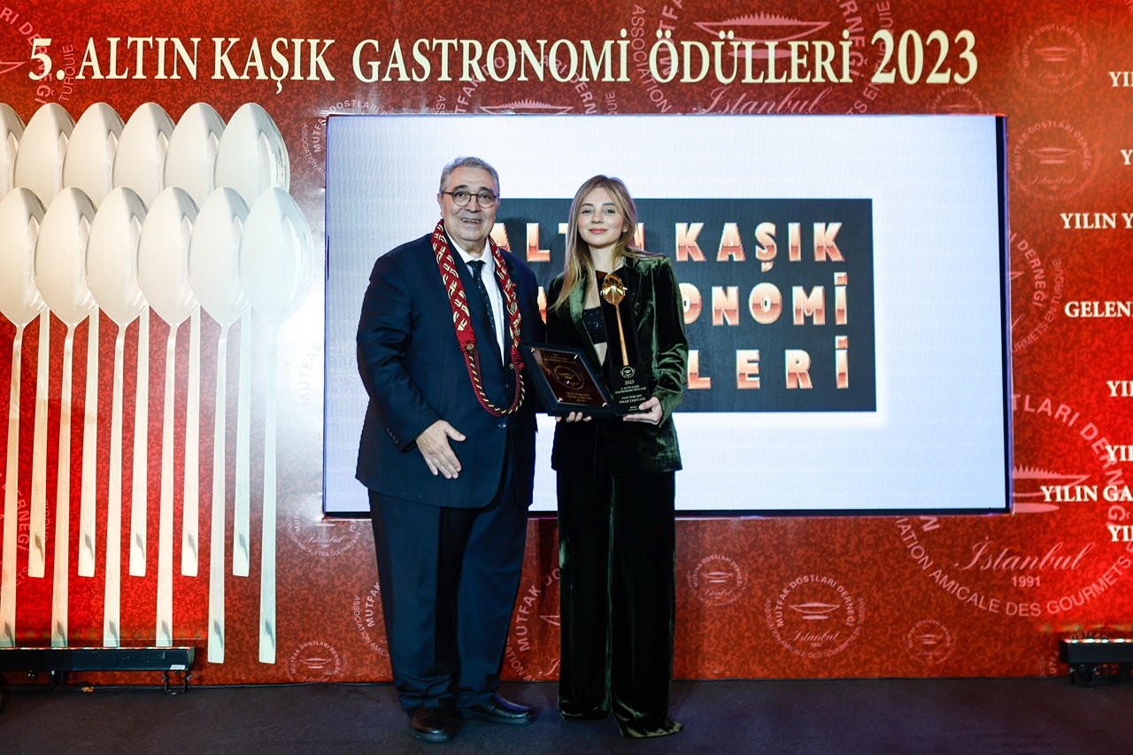 Tören Görseli